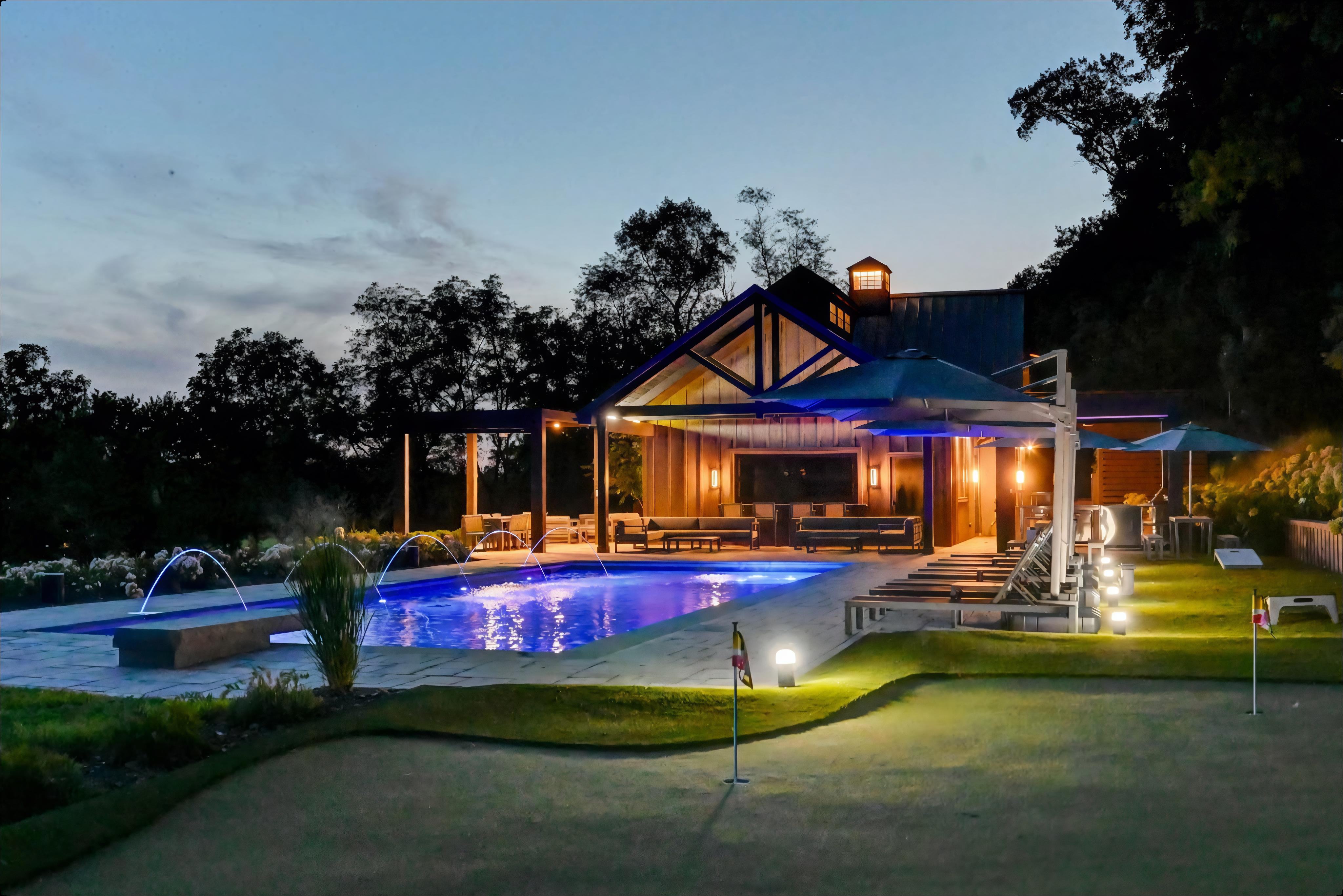 Dreamy Pool House