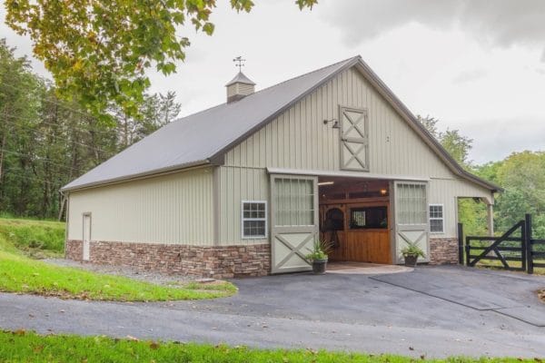 Backyard Stall Barn