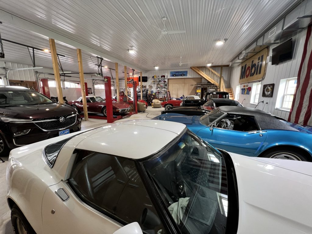 Board & Batten Garage gallery photo