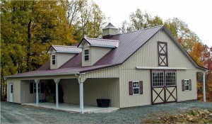 07-01_Equine_Barn-Homes-and-Apartments_h11-300x175